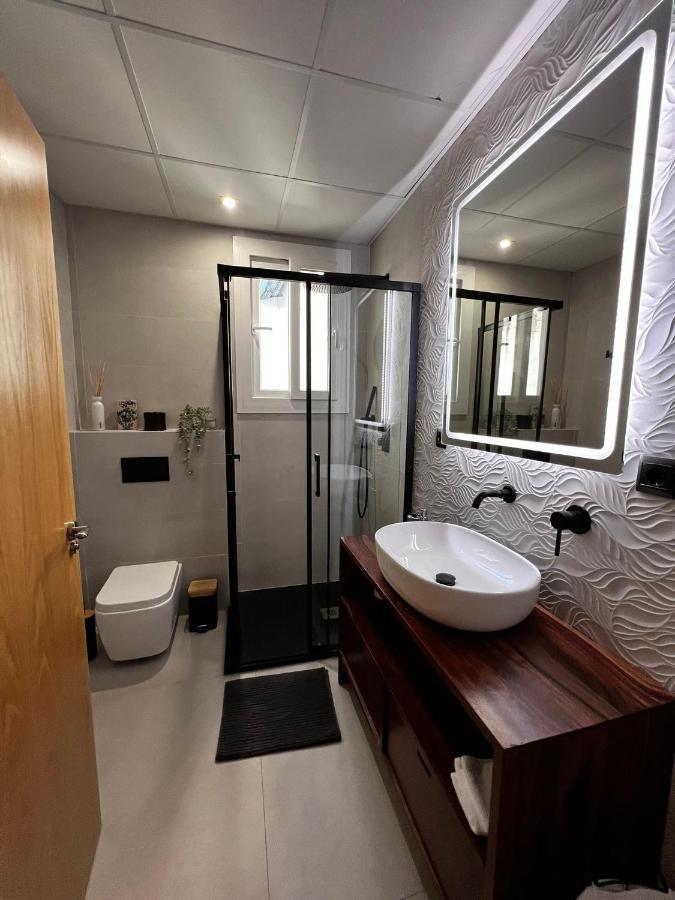 Luxury New 6 Pax Apart Downtown. Apartment Кордоба Екстериор снимка